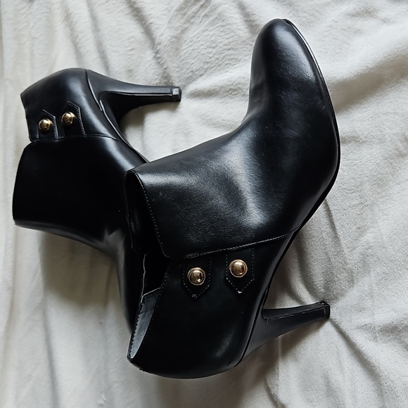 Unisa Ankle Boots - Picture 4 of 5
